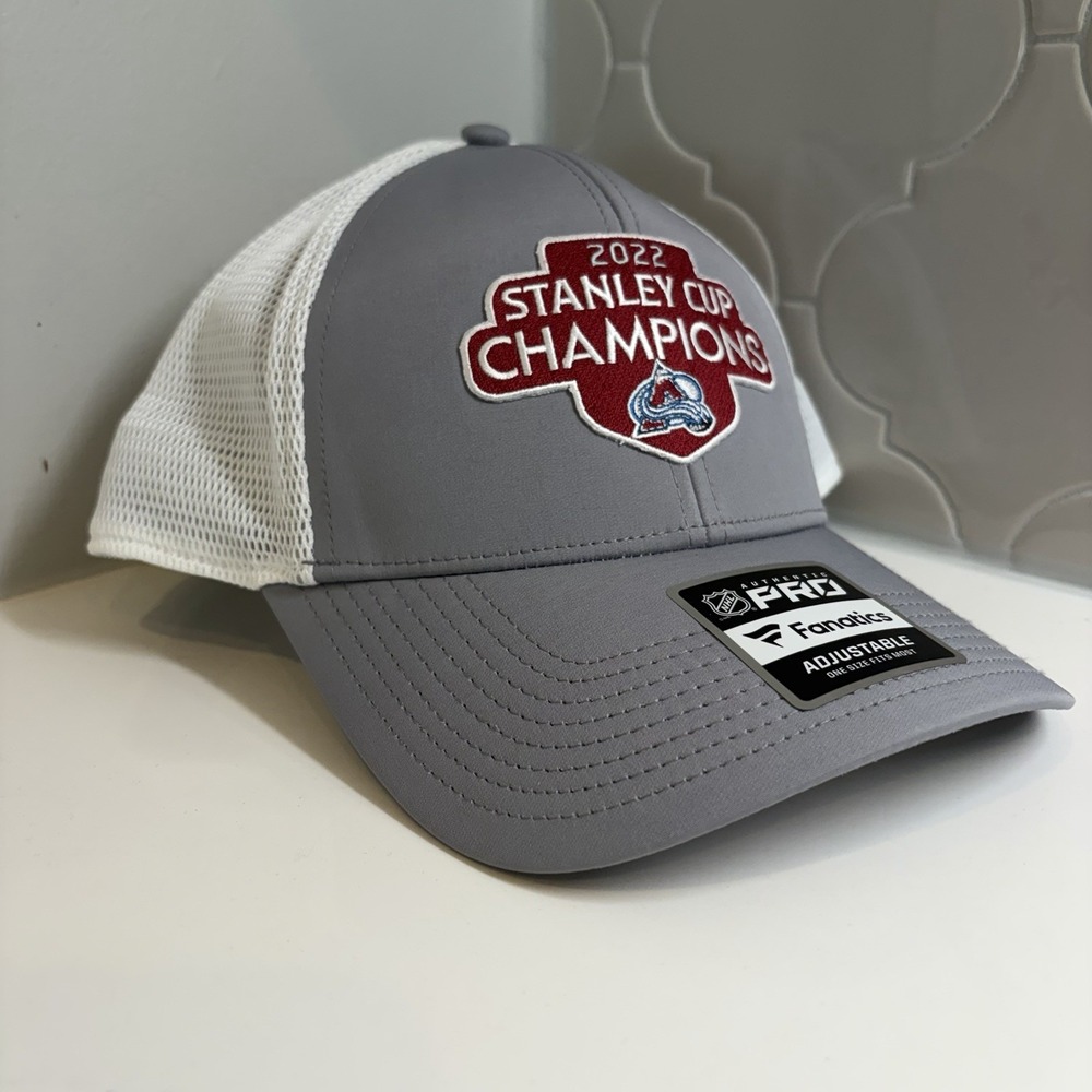 Colorado Avalanche Fanatics 2022 Stanley Cup Champions Gray Snapback Trucker Hat